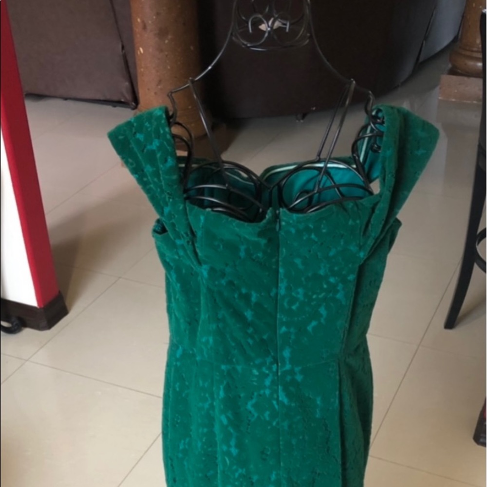 Beautiful dress 👗🤩 - Picture 4 of 10